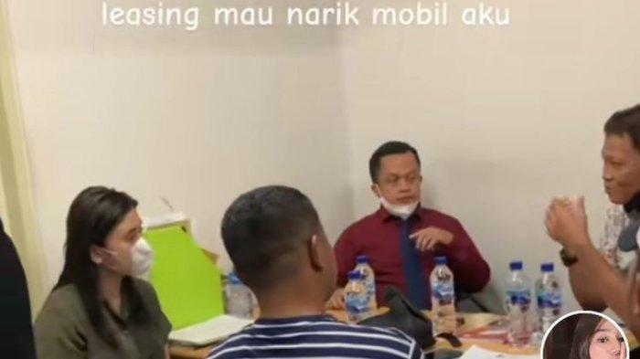 Tangkapan Layar Video Debt Collector hendak mengambil mobil Selebgram Clara Shinta