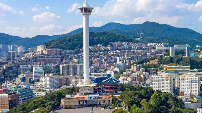 Taman Yongdusan, Busan