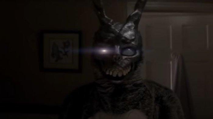 Frank, pria berkostum kelinci dalam film Donnie Darko