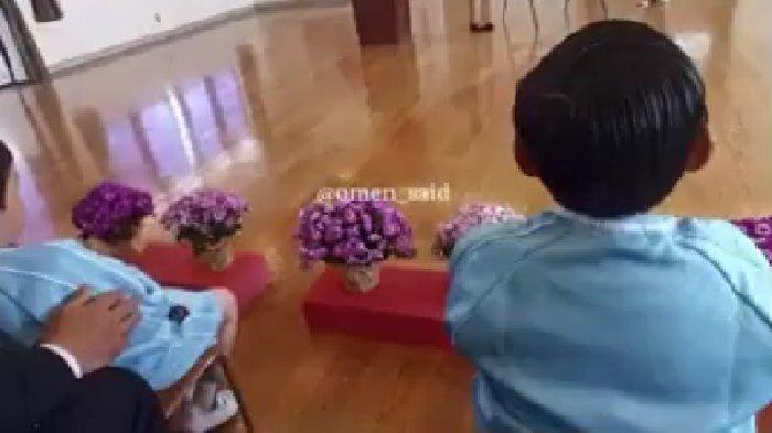 Upacara penyambutan siswa baru di salah satu TK di Jepang.