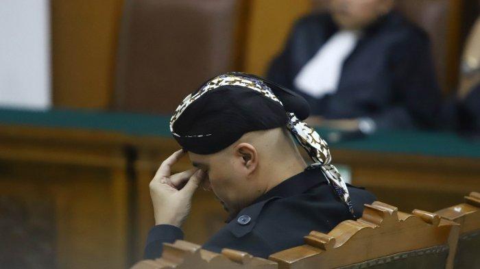 ahmad dhani menghadiri sidang lanjutan