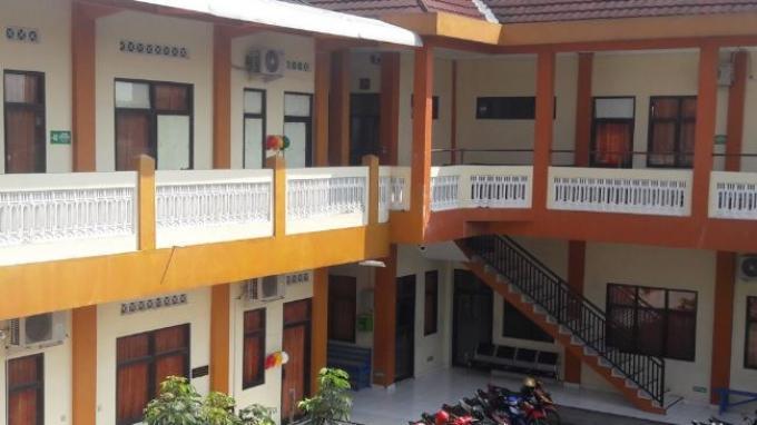 Akademi Keperawatan Insan Husada Surakarta gedung