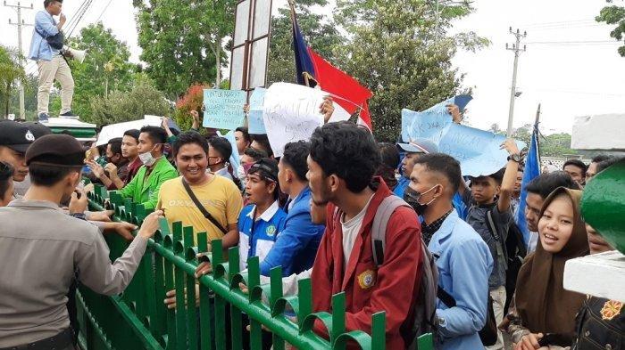 Aksi penolakan RUU KPK di Bungo