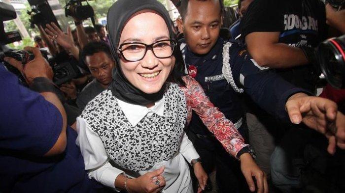 Bupati Lebak Iti Octavia Jayabaya 111
