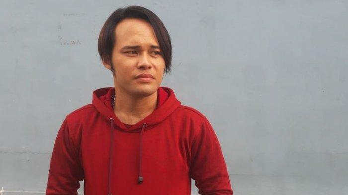 Calvin Dores, putra Deddy Dores 2