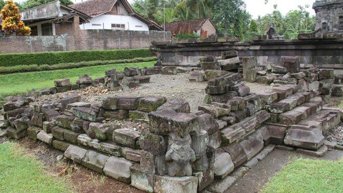 Candi Ngawen 1