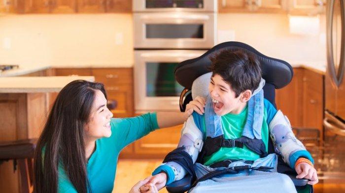 Cerebral palsy adalah kelainan gerakan, tonus otot, ataupun postur 3