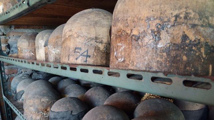 CETAKAN BLANGKON DARI KAYU JATI