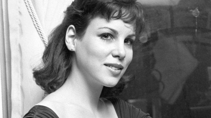 Cristina Monet Zilkha 33