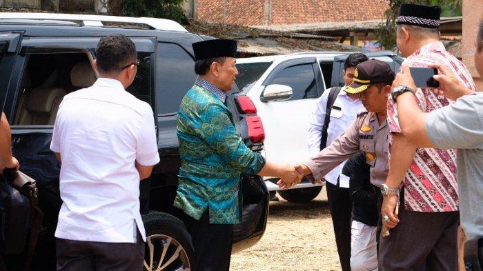 Detik-detik Menteri Wiranto diserang orang tak dikenal saat di Pandeglang (1)