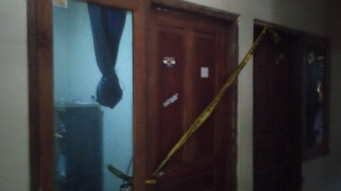Kondisi Khoirul Mubin Fatyadi (21) saat ditemukan tewas tertelungkup di kamar kontrakannya.