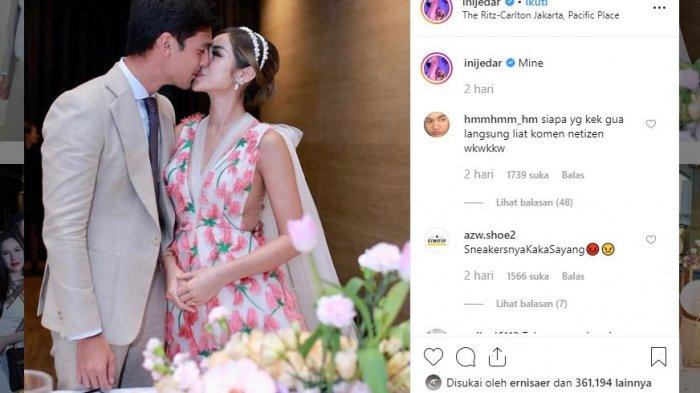 Foto pertunangan Jessica Iskandar dan Richard Kyle.