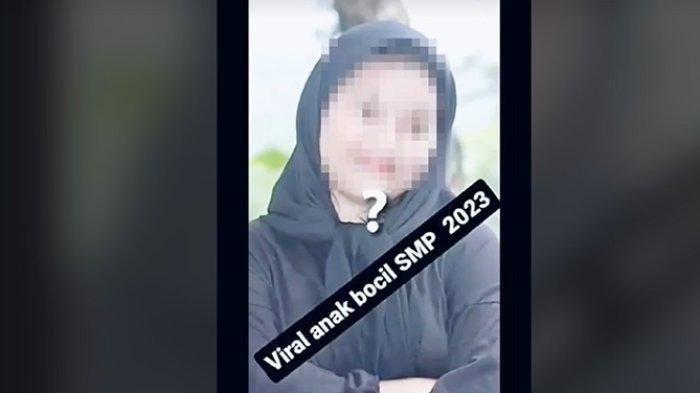 Branding Minyak Telon lagi naik daun alias Viral di Media Sosial. Namun, minyak yang identik dengan perawatan bayi itu Viral bukan karena khasiatnya melainkan karena aksi siswi SMP.