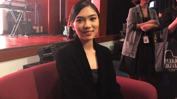 Isyana Sarasvati dalam jumpa pers album Lexicon di kawasan Cikini, Jakarta Pusat, Jumat (29/11/2019).