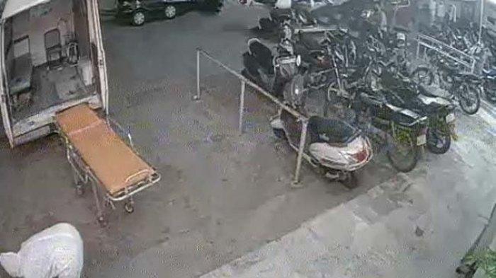 jenazah pasien covid-19 dibuang di trotoar