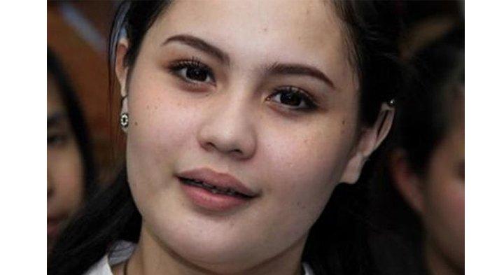 Jennifer Dunn sebelum berhijab