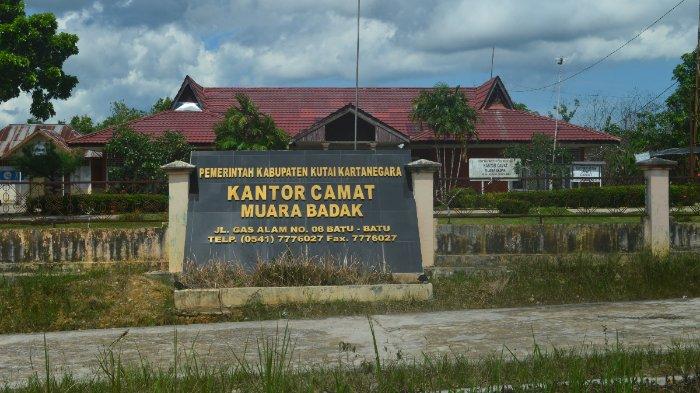 Kantor Kecamatan Muara Badak