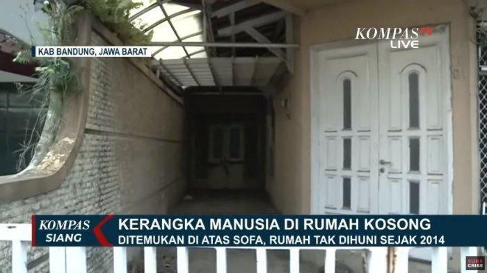 Kerangka manusia ditemukan sedang duduk di sofa 3