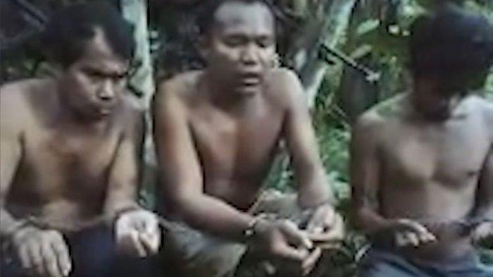 Ketiga nelayan Indonesia ketika dihadapkan