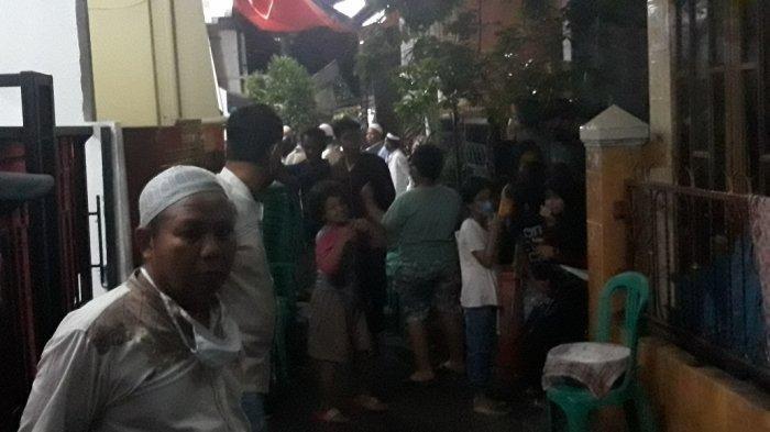 Ketua RT yang tewas ditusuk warganya 1