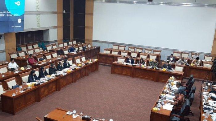 Komisi I DPR rapat dengan Dewas TVRI di DPR