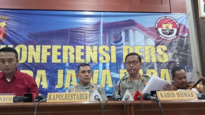Konferensi pers hasil otopsi lina 2