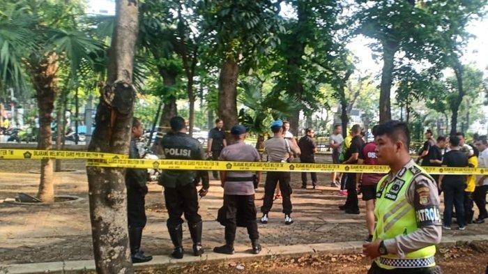 Ledakan tersebut terjadi di kompleks Monas