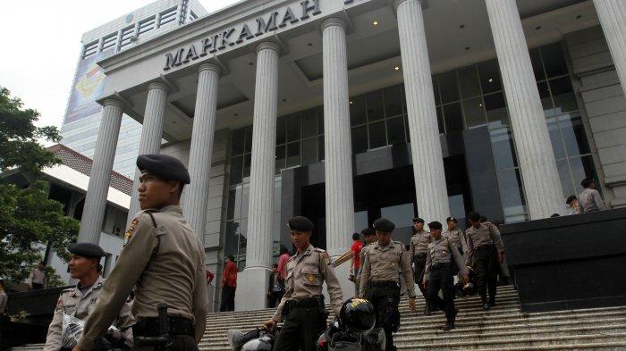 mahkamah konstitusi 1