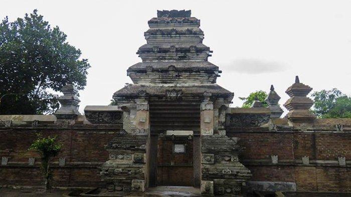 makam Raja Mataram di Kompleks Masjid Gedhe Mataram