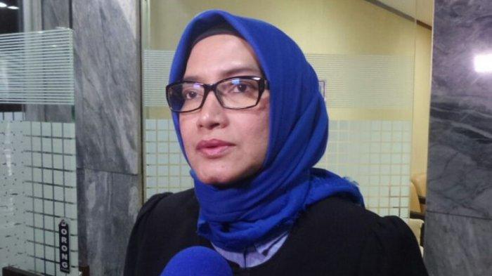 Mantan Komisioner Komisi Pemilihan Umum (KPU), Evi Novida Ginting 3