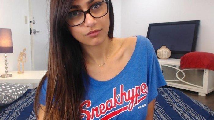 Miakhalifa01