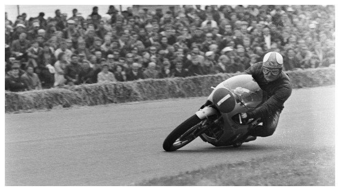 Mike Hailwood di Assen 1967