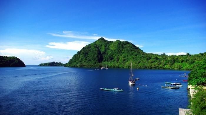 Banda Neira, Kepulauan Banda, Maluku.