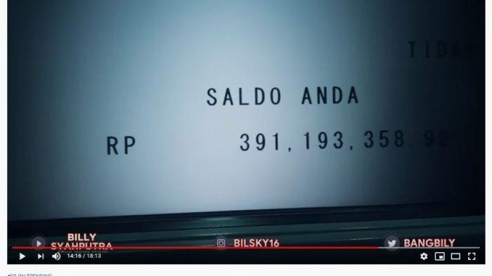 Nikita Mirzani menunjukkan saldo ATMnya 6745