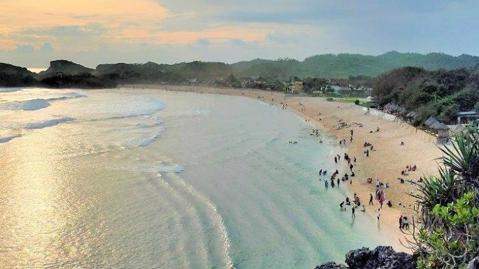 pantai sadranan 333566