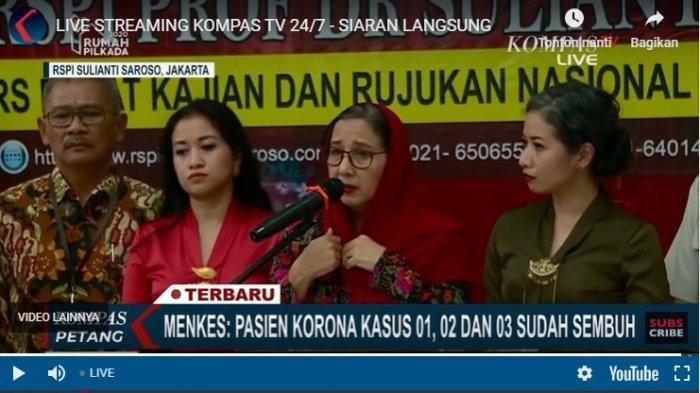 Pasien sembuh dari virus Corona beri keterangan dalam jumpa pers Senin 2