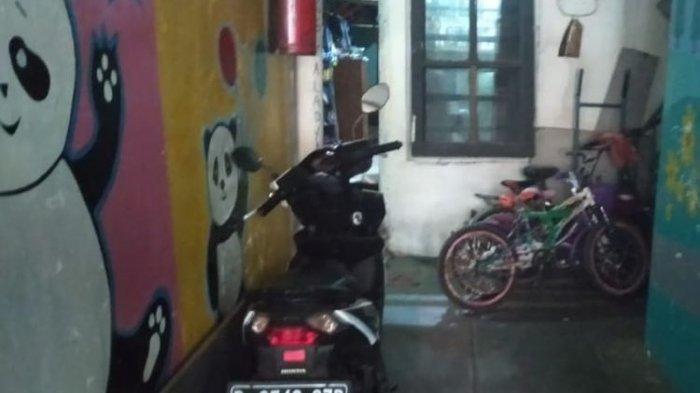 Penjual Sepatu Keliling 3