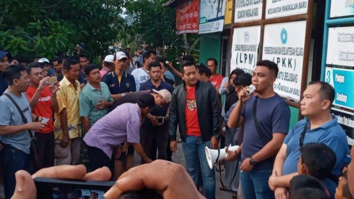 Penusukan Bapak dan Anak2