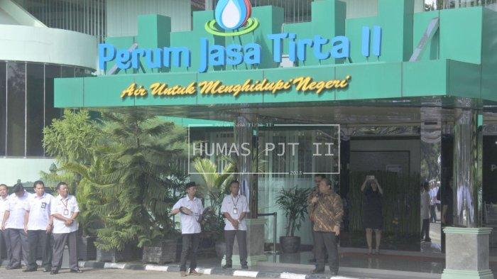 perum jasa tirat