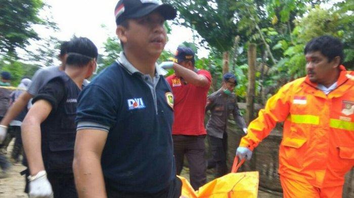 Petugas Identifikasi dari RS Bhayangkara dan Polda Sultra