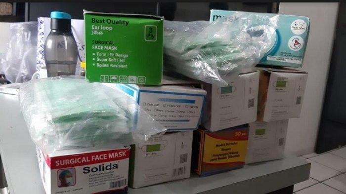 polisi ciduk pemimbun masker dan hand sanitizer 3