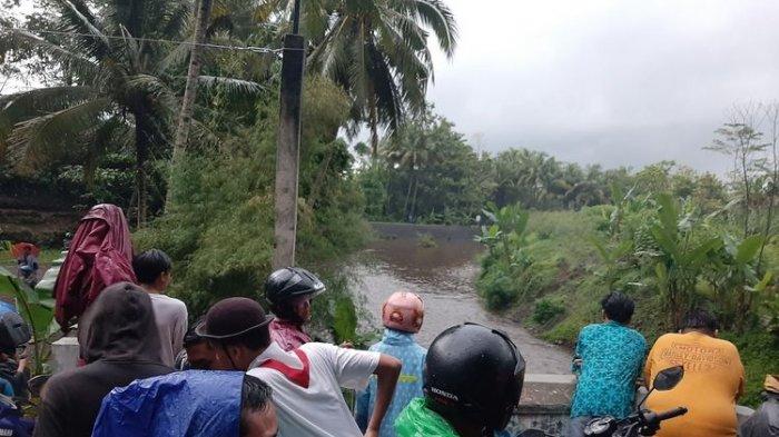 proses pencarian siswa yang hanyut di sungai Sempor