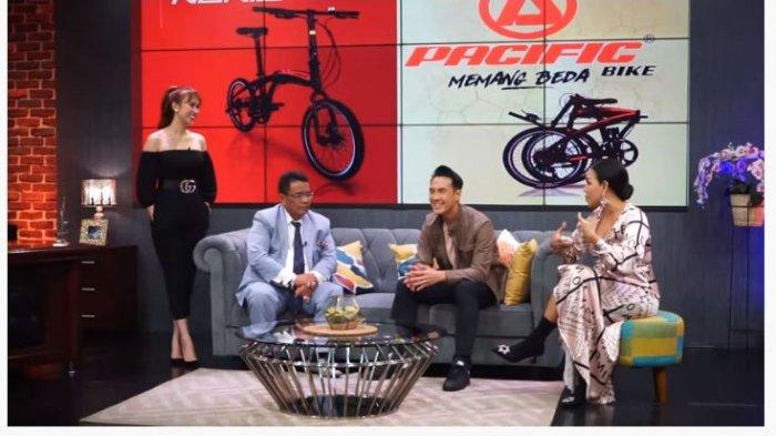 Reaksi Daniel Mananta saat Ditanya Hotman Paris Apakah Dirinya Kumpul Kebo dengan Istri Bulenya