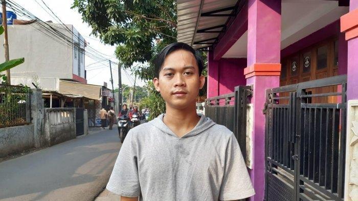 Rizki, anak bungsu dari Mirza (orang hilang), Rabu (4/12/2019)