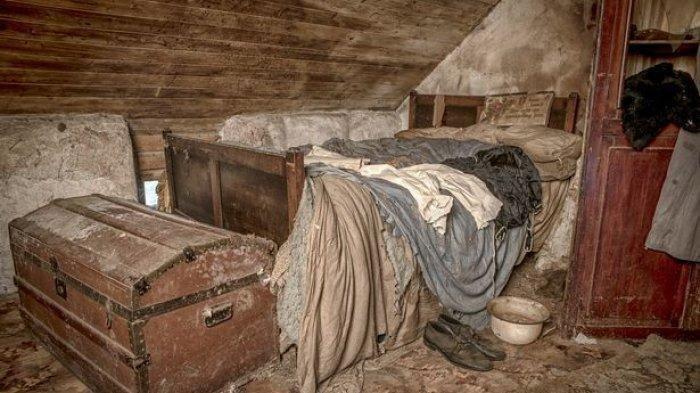 rumah kosong ditinggal 100 tahun 3