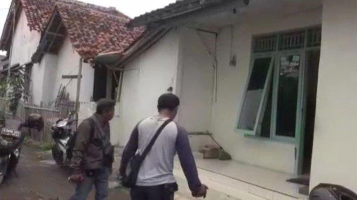 rumah orang tua petinggi Sunda Empire Ki Ageng Rangga Sasana di Desa Grinting