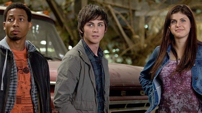 Sinopsis Film Percy Jackson & the Olympians: The Lightning Thief,