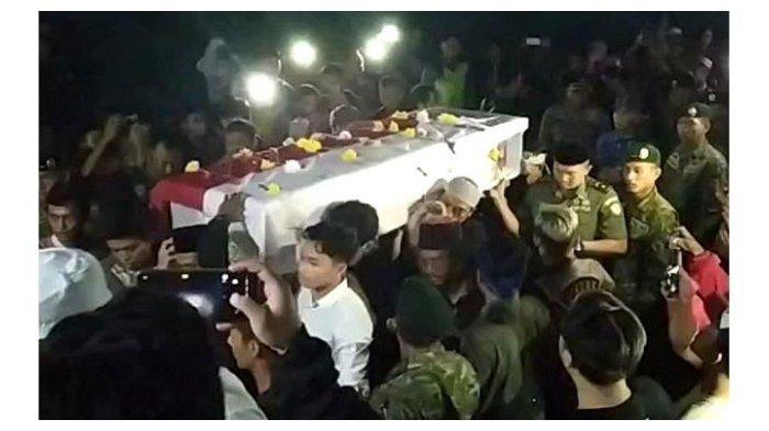 Suasana kedatangan jenazah Afridza Syach Munandar di rumah duka