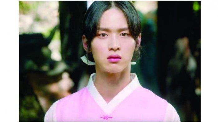 Tale of Nok-Du diperankan oleh Jang Dong Yoon sebagai Jeon Nok Du.