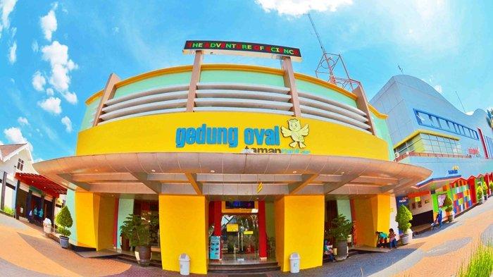 Taman Pintar Gedung Oval